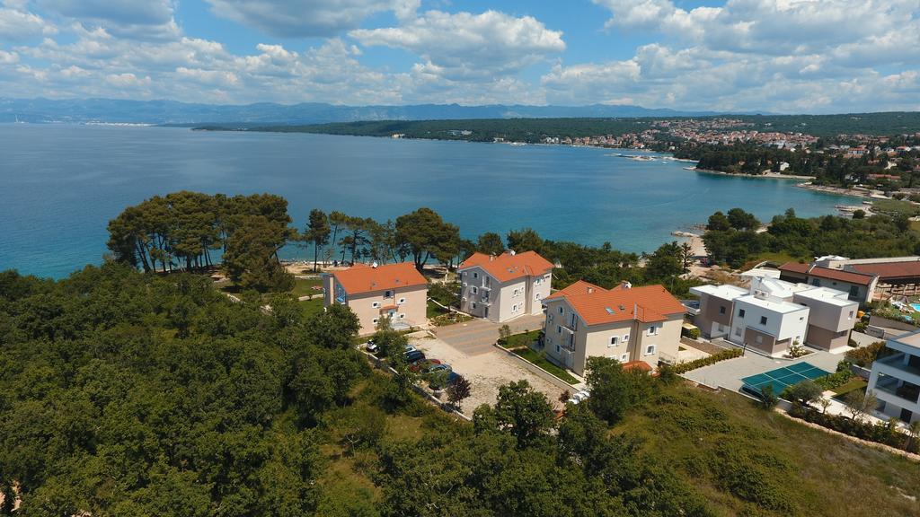 Apartments Mare & Mons Deluxe Malinska Eksteriør billede